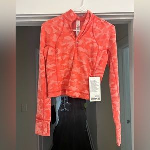 NWT Lululemon ‘It’s Rulu Run Cropped Half Zip’ - Size 6!